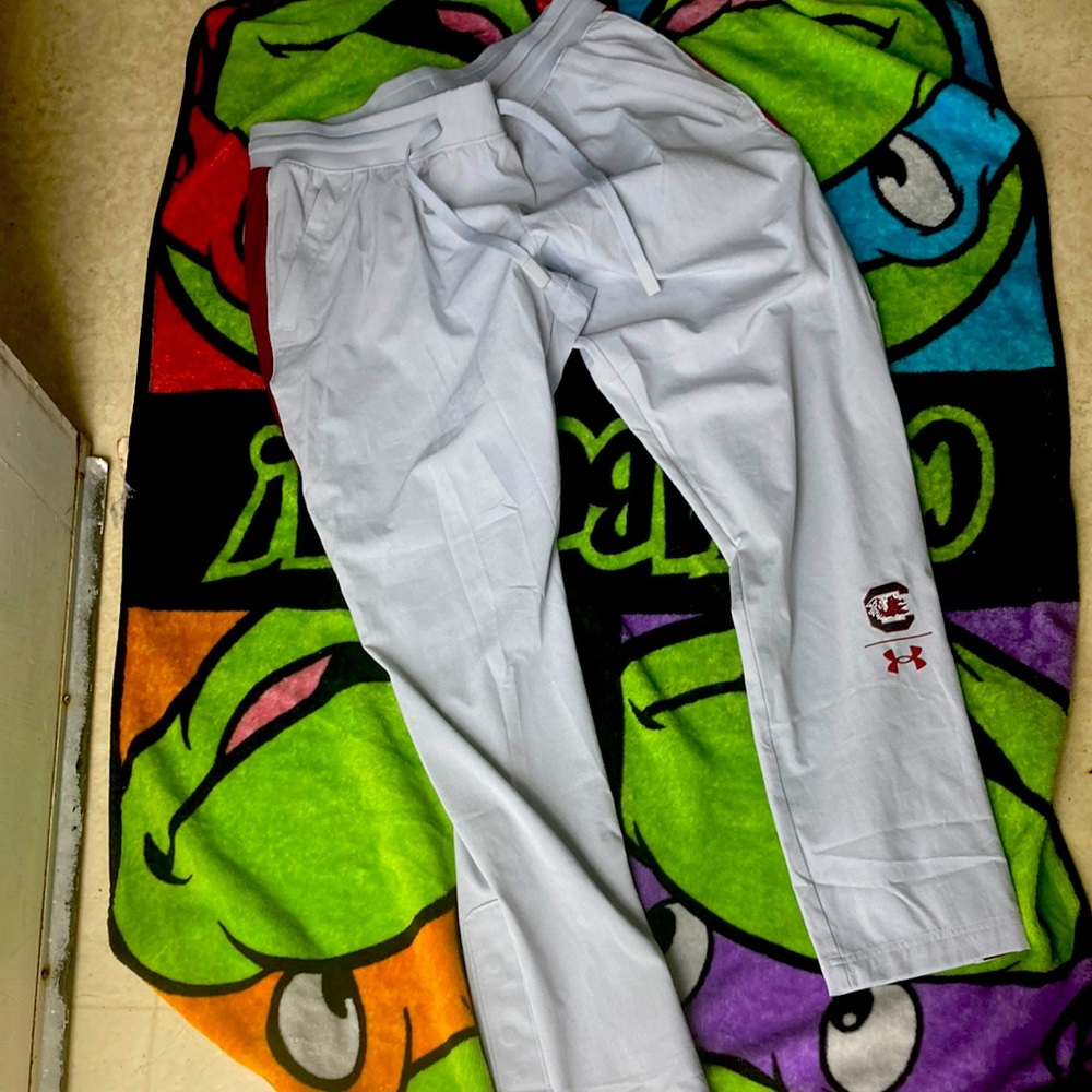 NEW Under Armour  Gamecocks pants